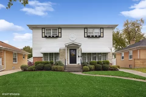 1917 Bristol Ave, Westchester, IL 60154
