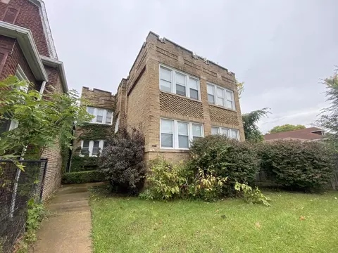 7948 S Ridgeland Ave, Chicago, IL 60617