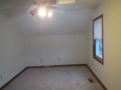 710 E Chamberlin St, Dixon, IL 61021 photo 11