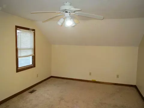 710 E Chamberlin St, Dixon, IL 61021 photo 13