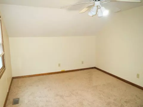 710 E Chamberlin St, Dixon, IL 61021 photo 14