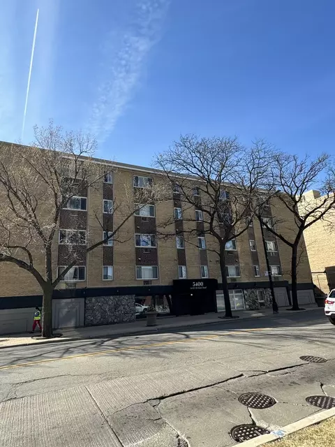 5400 N Sheridan Rd #305, Chicago, IL 60640