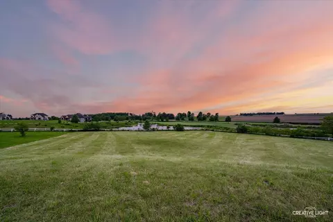 6368 Whitetail Ridge Ct, Yorkville, IL 60560
