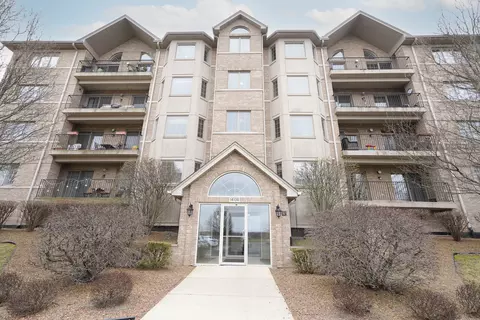 14130 Sheffield Dr #401, Homer Glen, IL 60491