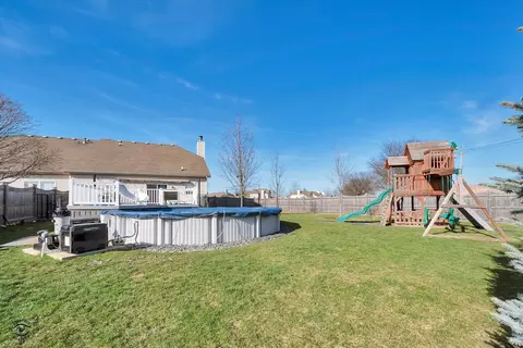 Exterior - 22959 Redwing Ct, Plainfield, IL 60586 photo 6 of 7