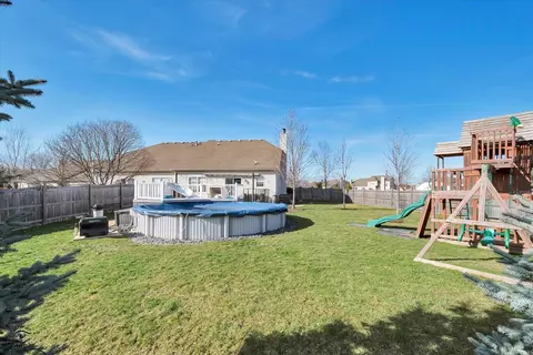 Exterior - 22959 Redwing Ct, Plainfield, IL 60586 photo 5 of 7