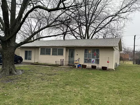 209 Cedarwood Ave, Bolingbrook, IL 60440