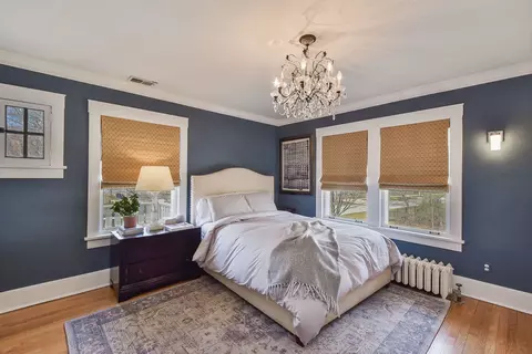 Bedroom - 608 E Chicago Ave, Naperville, IL 60540 photo 1 of 3