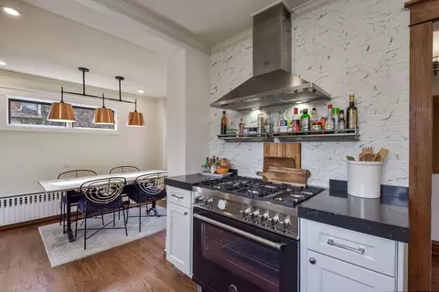 Kitchen - 608 E Chicago Ave, Naperville, IL 60540 photo 3 of 5