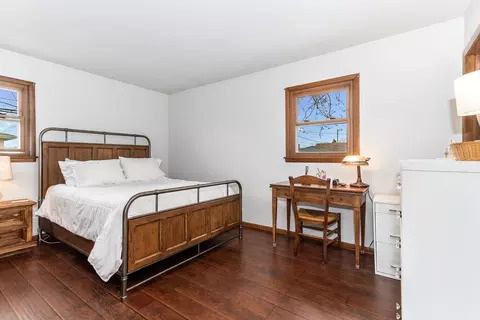 Bedroom - 5305 138th St, Crestwood, IL 60445 photo 1 of 2