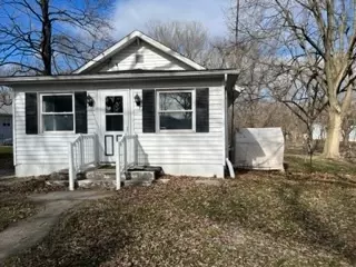 21452 Scott St, Custer Park, IL 60481