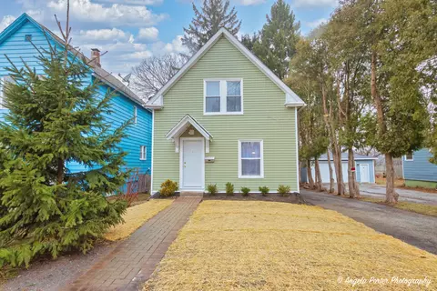 540 George Ave, Waukegan, IL 60085