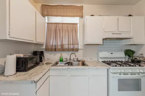 554 E 103rd Pl, Chicago, IL 60628 photo 13