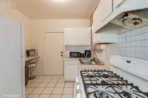 554 E 103rd Pl, Chicago, IL 60628 photo 12