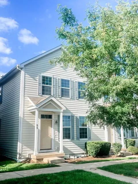 99 E Robinson Ave E, Cortland, IL 60112
