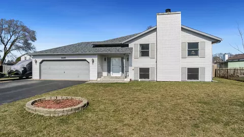 1607 Jillian Ct, Belvidere, IL 61008