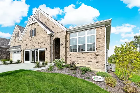 12248 Copper Ridge Dr #42, Lemont, IL 60439