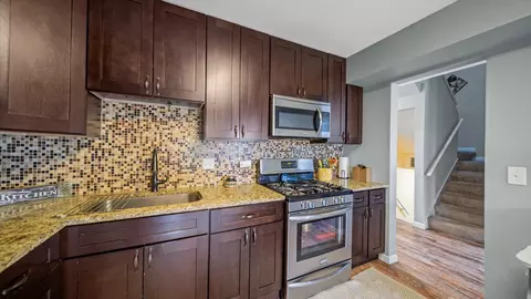 1005 Spring Mill Dr, Hoffman Estates, IL 60169 photo 12