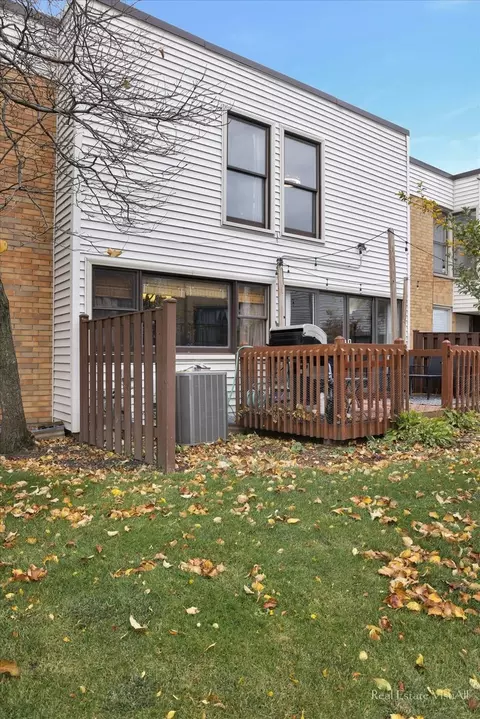 1005 Spring Mill Dr, Hoffman Estates, IL 60169 photo 42