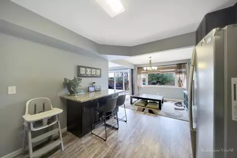 1005 Spring Mill Dr, Hoffman Estates, IL 60169 photo 15