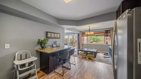 1005 Spring Mill Dr, Hoffman Estates, IL 60169 photo 13