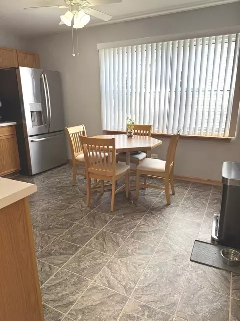 Dining - 7202 Applegate Dr, Plainfield, IL 60586 photo 2 of 2