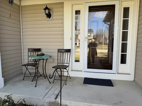 Exterior - 7202 Applegate Dr, Plainfield, IL 60586 photo 4 of 8