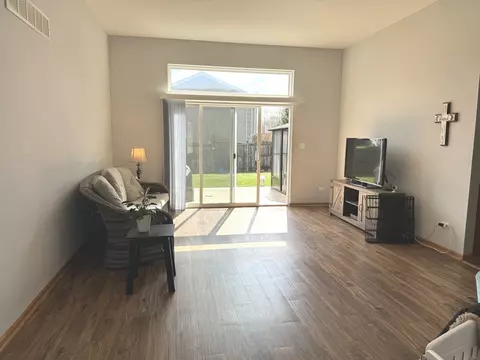 Living - 7202 Applegate Dr, Plainfield, IL 60586 photo 3 of 3