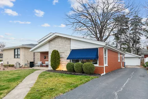 10505 S Kostner Ave, Oak Lawn, IL 60453