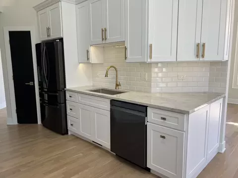 Kitchen - 24 Pine Needles Dr, Lemont, IL 60439 photo 1 of 5