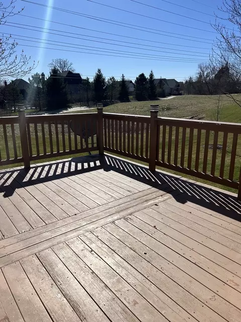 Exterior - 24 Pine Needles Dr, Lemont, IL 60439 photo 5 of 5