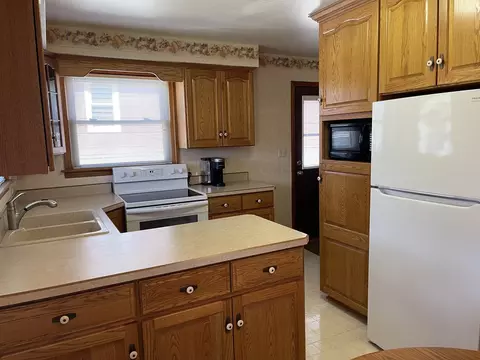 Kitchen - 1427 Rock St, Peru, IL 61354 photo 2 of 4