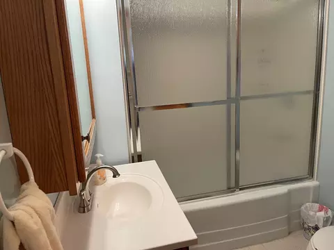 Bath - 1427 Rock St, Peru, IL 61354 photo 1 of 1