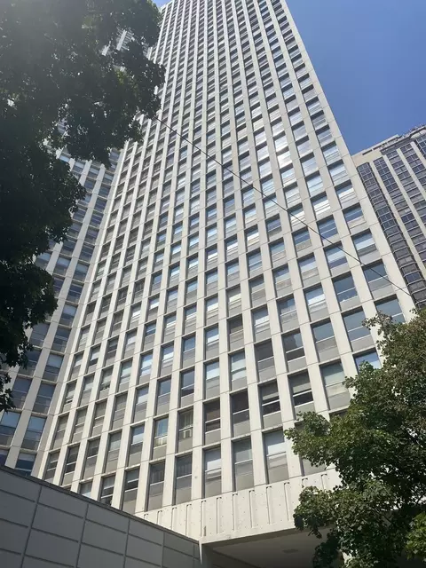 2626 N Lakeview Ave #2712-10, Chicago, IL 60614