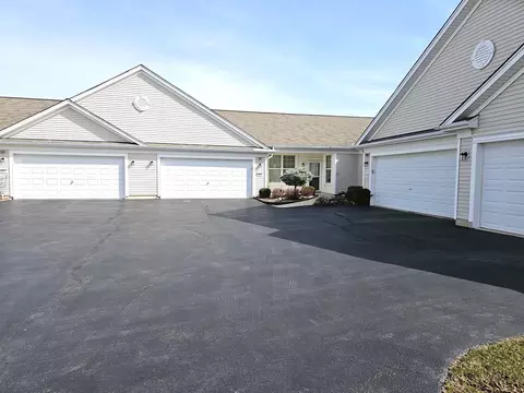 13662 Hemlock Rd #13662, Huntley, IL 60142