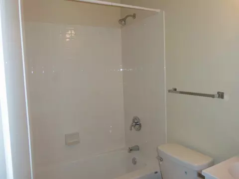 405 Davidson Dr, Minooka, IL 60447 photo 14