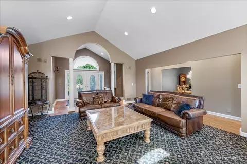 714 Fairview Ln, Bartlett, IL 60103 photo 25