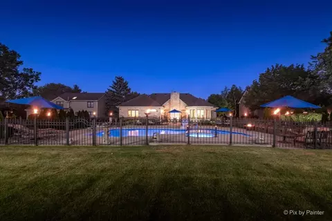 714 Fairview Ln, Bartlett, IL 60103 photo 3