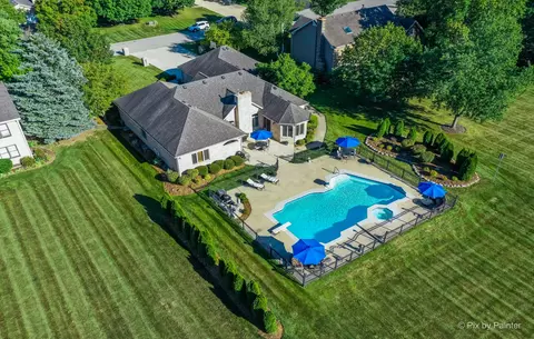 714 Fairview Ln, Bartlett, IL 60103 photo 81