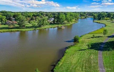 714 Fairview Ln, Bartlett, IL 60103 photo 90