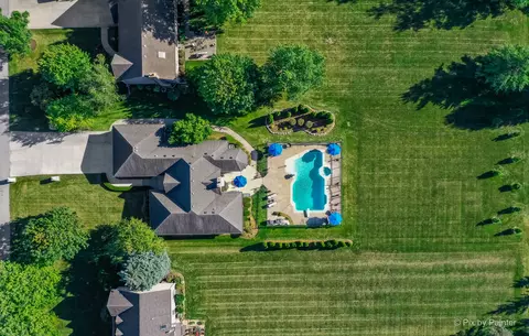 714 Fairview Ln, Bartlett, IL 60103 photo 80