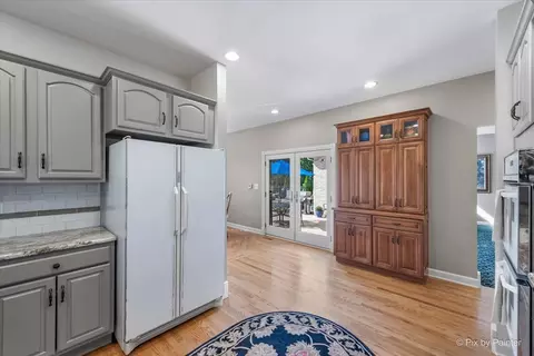 714 Fairview Ln, Bartlett, IL 60103 photo 28