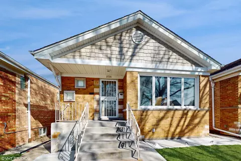 3734 W 83rd Pl, Chicago, IL 60652