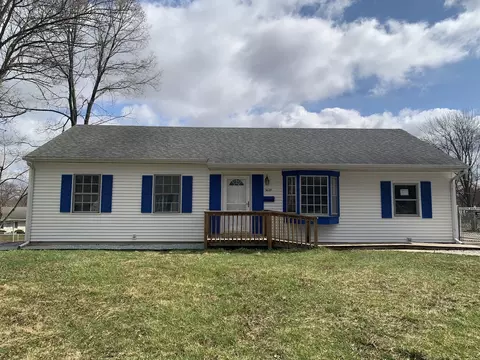 3629 John St, Steger, IL 60475