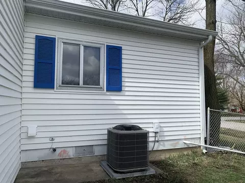 Exterior - 3629 John St, Steger, IL 60475 photo 8 of 10