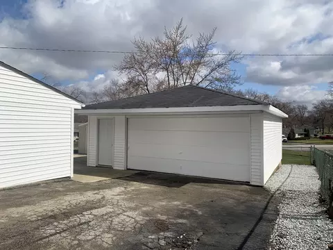 Exterior - 3629 John St, Steger, IL 60475 photo 6 of 10