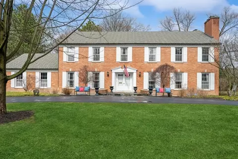 34 Longmeadow Rd, Winnetka, IL 60093