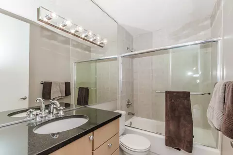 30 E Huron St #5107, Chicago, IL 60611 photo 15