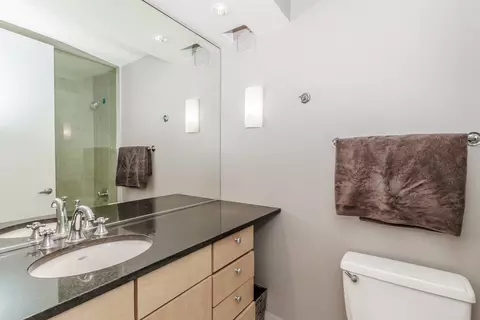 30 E Huron St #5107, Chicago, IL 60611 photo 13