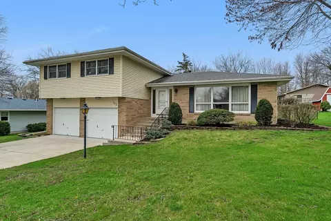 103 Glenwood Ln, Morris, IL 60450